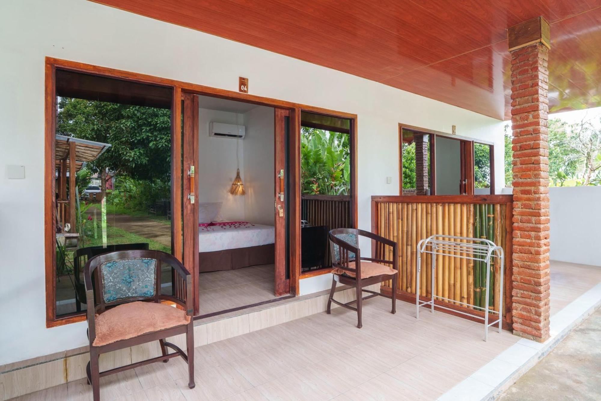 Anjani Larva Cottage - Homestay And Eatery Senaru Exterior foto
